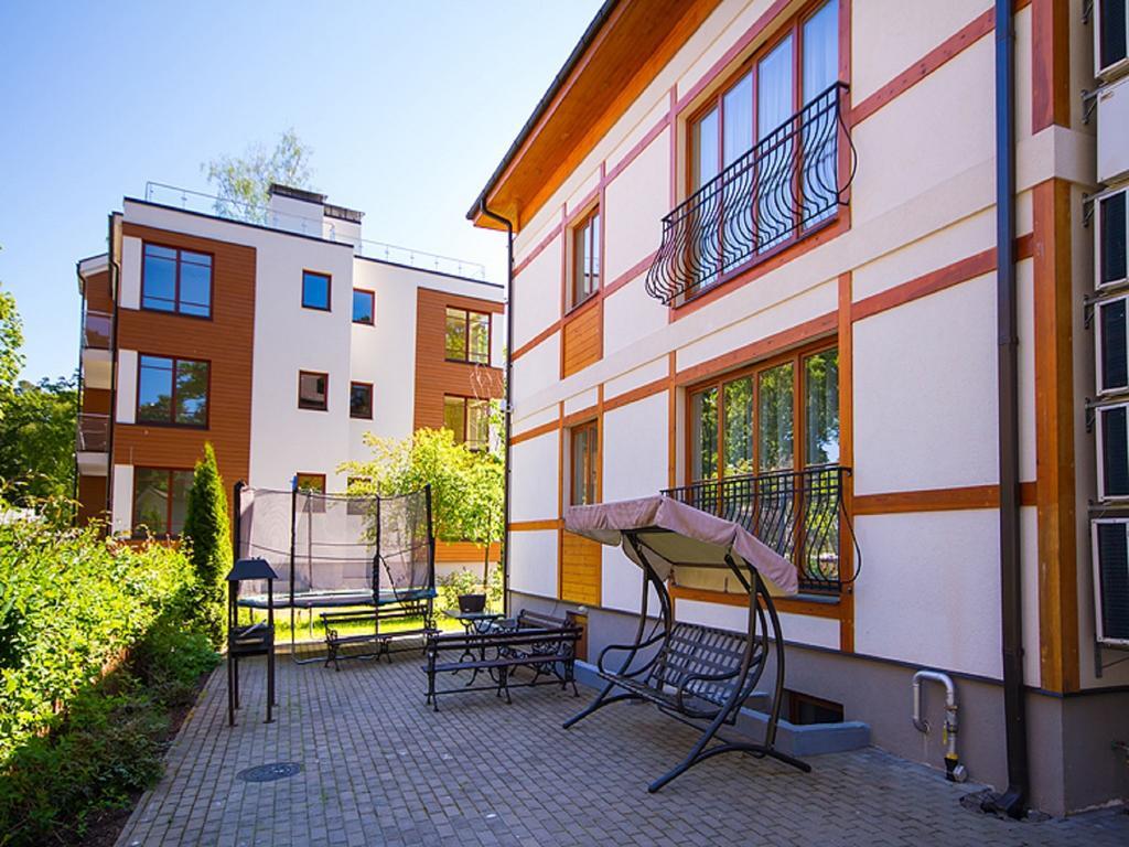 Aparte Lux Jūrkalne Exteriör bild